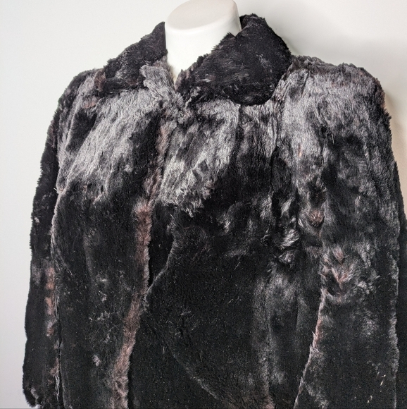 Vintage black/dark brown fur cape OS - Picture 2 of 12